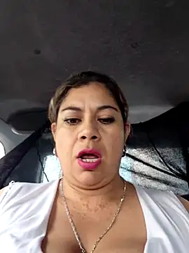 Laura-Hernandez online show from 1, 2, 2026