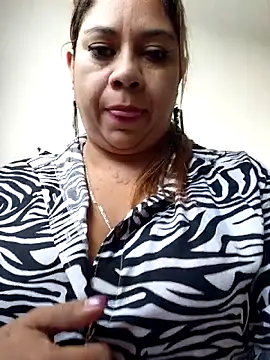 Laura-Hernandez online show from 9, 2, 2026