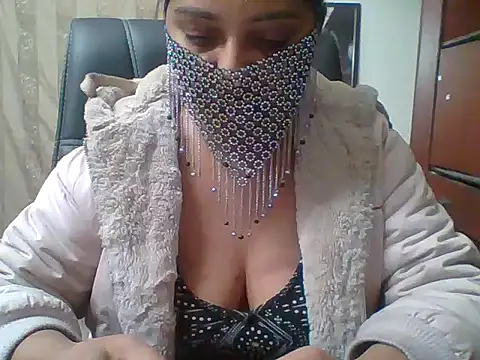 kamayanisingh24 online show from 26, 1, 2025