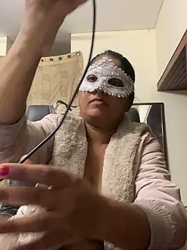 kamayanisingh24 online show from 31, 1, 2025