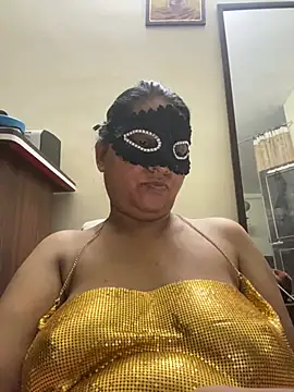 kamayanisingh24 online show from 2, 3, 2025