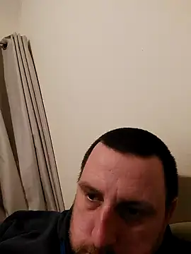 Snapshot of HE-M123 chatting on 2, 12, 2024 HE-M123 online show from 2, 12, 2024