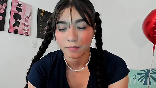 Maia W10 online show from 26, 2, 2025