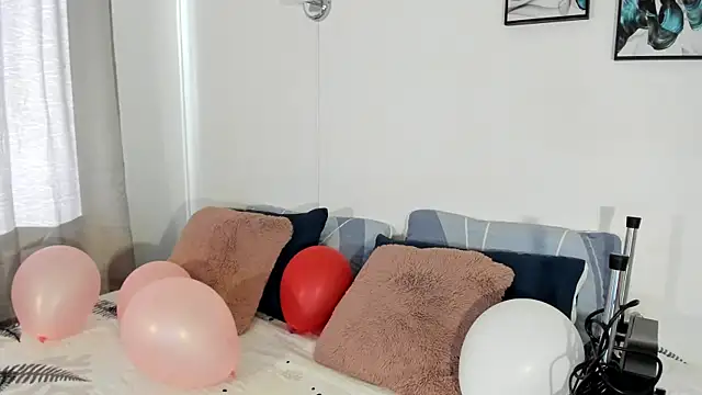 Maia W10 online show from 19, 3, 2025