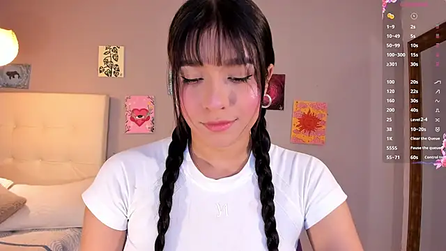 Snapshot of Maia_W10 chatting on 5, 6, 2026 Maia W10 online show from 5, 6, 2026