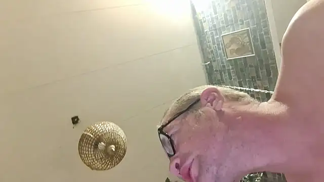 mikeythebestsucker online show from 25, 5, 2026
