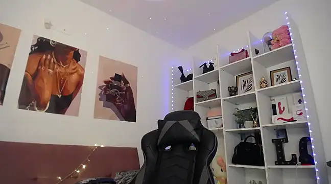 catalinapalencia online show from 10, 2, 2025