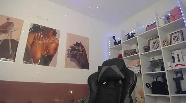 catalinapalencia online show from 22, 2, 2025