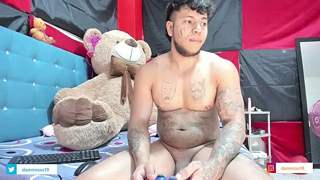 daamonxxx19 online show from 10, 3, 2025