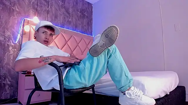 megan 100 online show from 13, 1, 2025