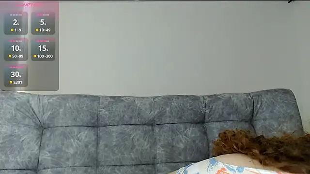 Mia fooxx  online show from 18, 2, 2025