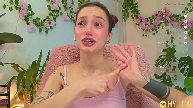 MyLou  online show from 19, 2, 2025