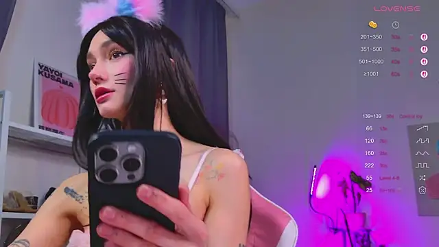 MyLou  online show from 14, 12, 2025