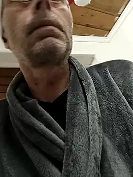 BesterJunge45 online show from 15, 12, 2024