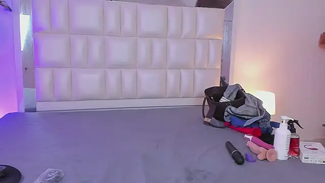 Alhana pulido online show from 18, 12, 2024