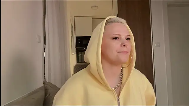 LikaBerry1 online show from 20, 4, 2026