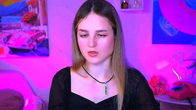 Snapshot of DeboraLarson chatting on 21, 1, 2025 DeboraLarson online show from 21, 1, 2025