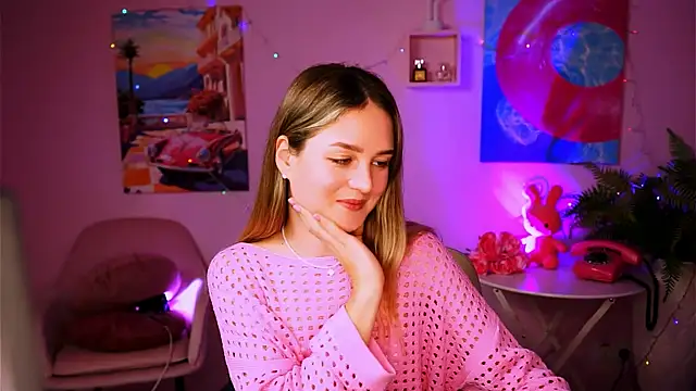 Snapshot of DeboraLarson chatting on 25, 1, 2025 DeboraLarson online show from 25, 1, 2025