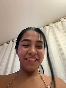 Snapshot of darsha_90 chatting on 12, 1, 2025 darsha 90 online show from 12, 1, 2025