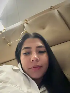 Snapshot of darsha_90 chatting on 21, 1, 2025 darsha 90 online show from 21, 1, 2025