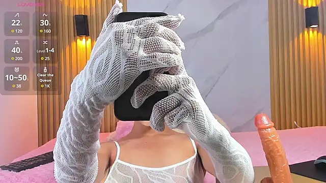 Snapshot of miss_Ari chatting on 24, 12, 2024 miss Ari online show from 24, 12, 2024