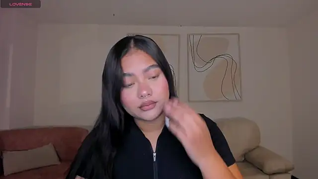 Snapshot of GabriellaLee chatting on 18, 7, 2026 GabriellaLee online show from 18, 7, 2026