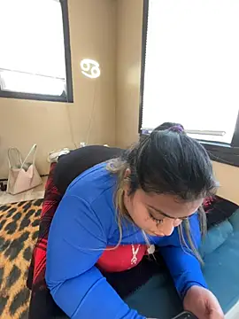 tillymarie34 online show from 18, 2, 2026