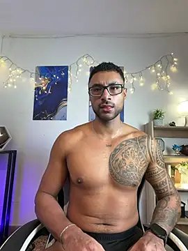 LiamGarcia1 online show from 10, 7, 2026