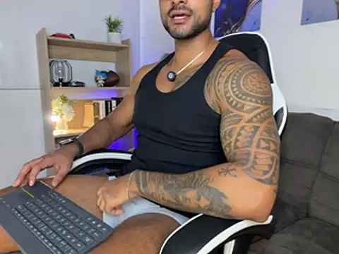 LiamGarcia1 online show from 17, 7, 2026