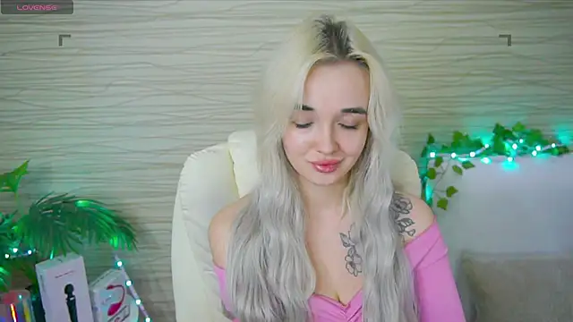 Ashley S online show from 24, 2, 2025