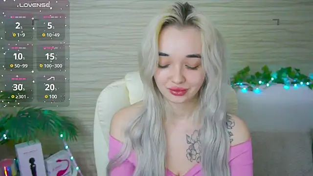 Ashley S online show from 1, 3, 2025