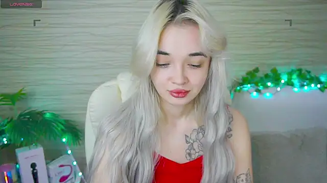 Ashley S online show from 1, 3, 2025