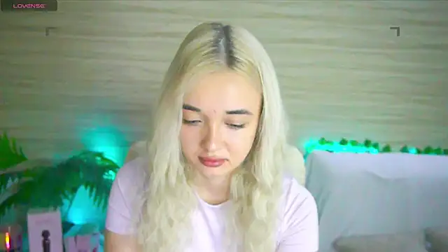 Ashley S online show from 11, 9, 2025