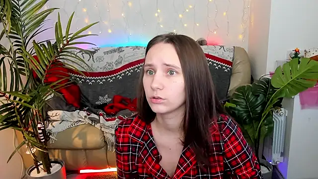 Snapshot of HotCaramellsTV chatting on 1, 1, 2025 HotCaramellsTV online show from 1, 1, 2025