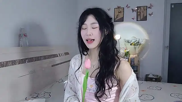 Luminous163 online show from 23, 3, 2025