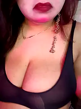 Suhanakhan00 online show from 19, 6, 2026