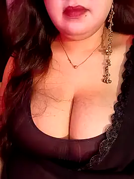 Suhanakhan00 online show from 25, 6, 2026
