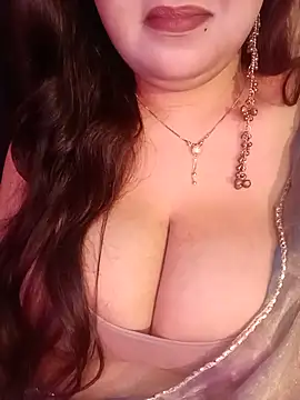 Suhanakhan00 online show from 15, 7, 2026