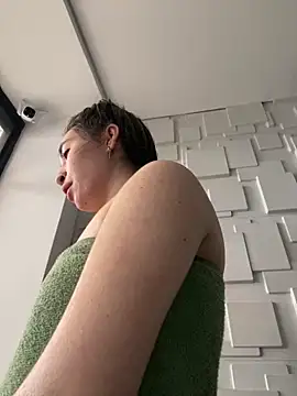 Sophie LS online show from 15, 2, 2025