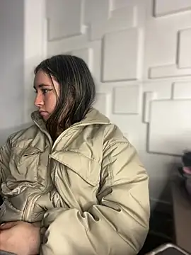 Sophie LS online show from 20, 2, 2025