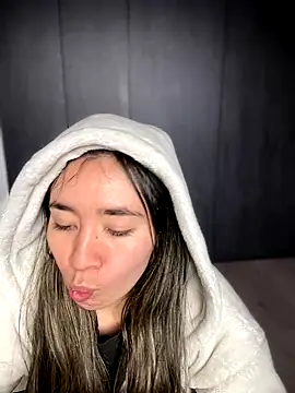 Sophie LS online show from 15, 10, 2025