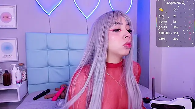 Lizzie-Evans online show from 8, 3, 2025