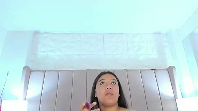 MollyBigBoobs12 online show from 1, 3, 2025