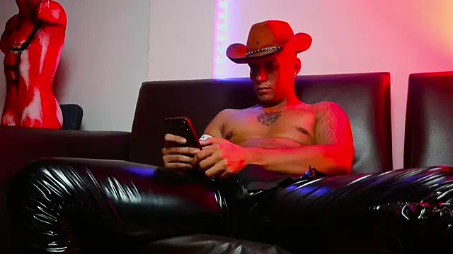 Leonnardo Jaramillo online show from 23, 1, 2025