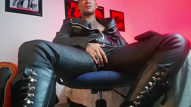 Leonnardo Jaramillo online show from 5, 1, 2026