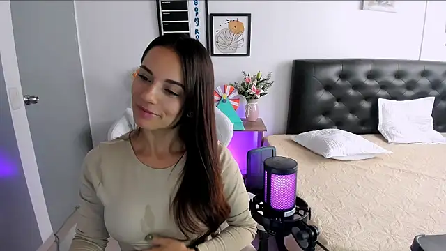 Sara lopez 28 online show from 7, 2, 2026