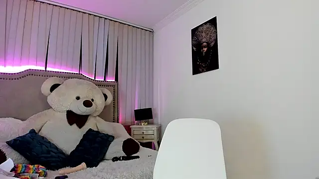 Snapshot of Valentina_Se chatting on 18, 12, 2024 Valentina Se online show from 18, 12, 2024