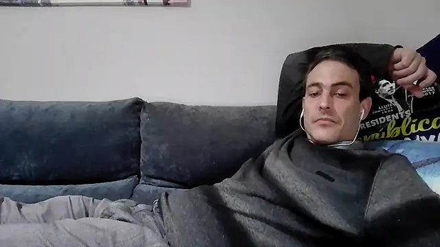 basquehotboy online show from 27, 2, 2025