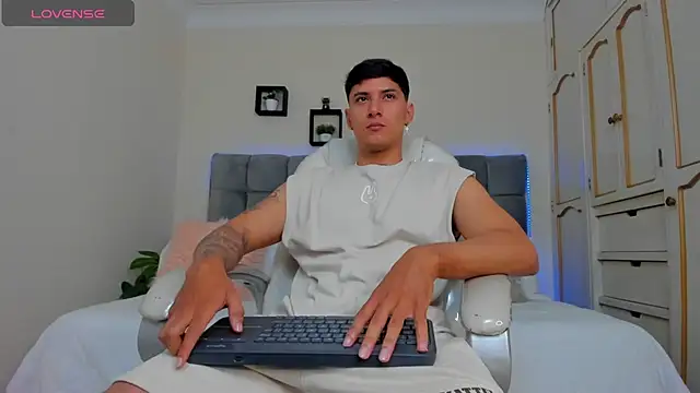 Damian23   online show from 10, 3, 2025