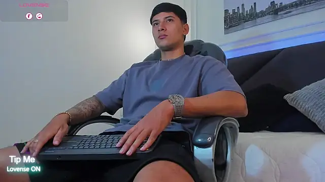 Damian23   online show from 4, 2, 2026